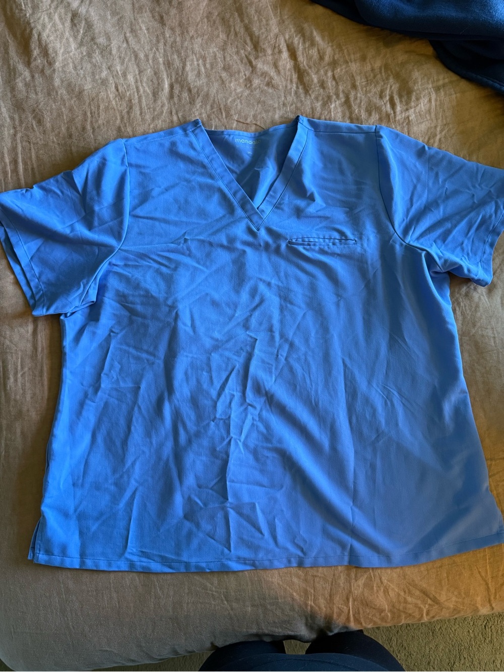 Women’s Light Blue V-Neck Scrub top/pant set.